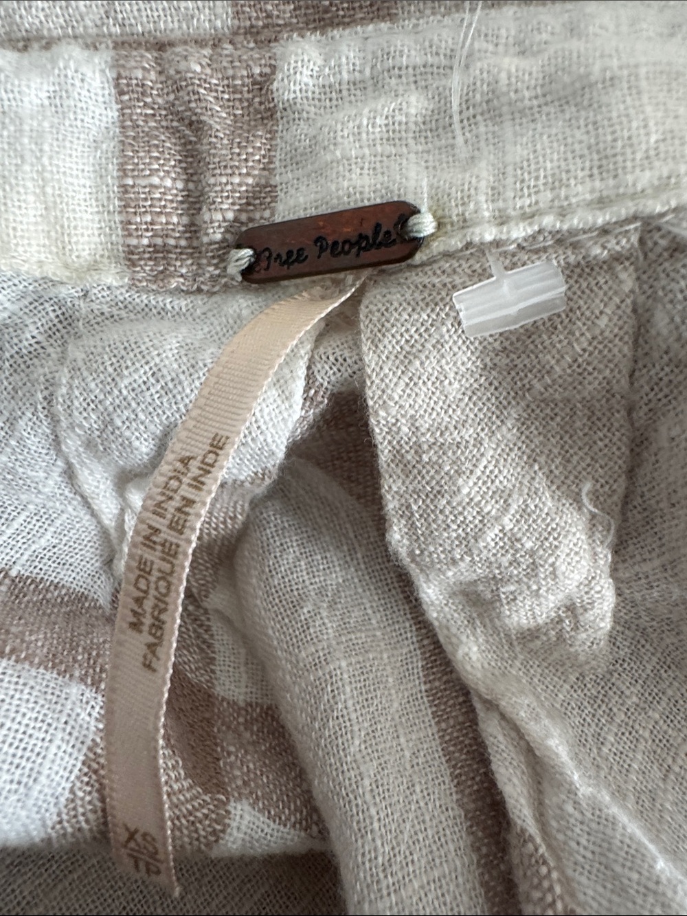 Free People Plaid Cotton Button Down XS Boho Ruffle Hem Long Sleeve Beige White - Picture 5 of 6